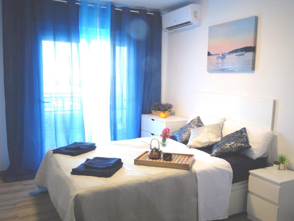 Studio With Terrace And Pool Torrevieja Exterior foto